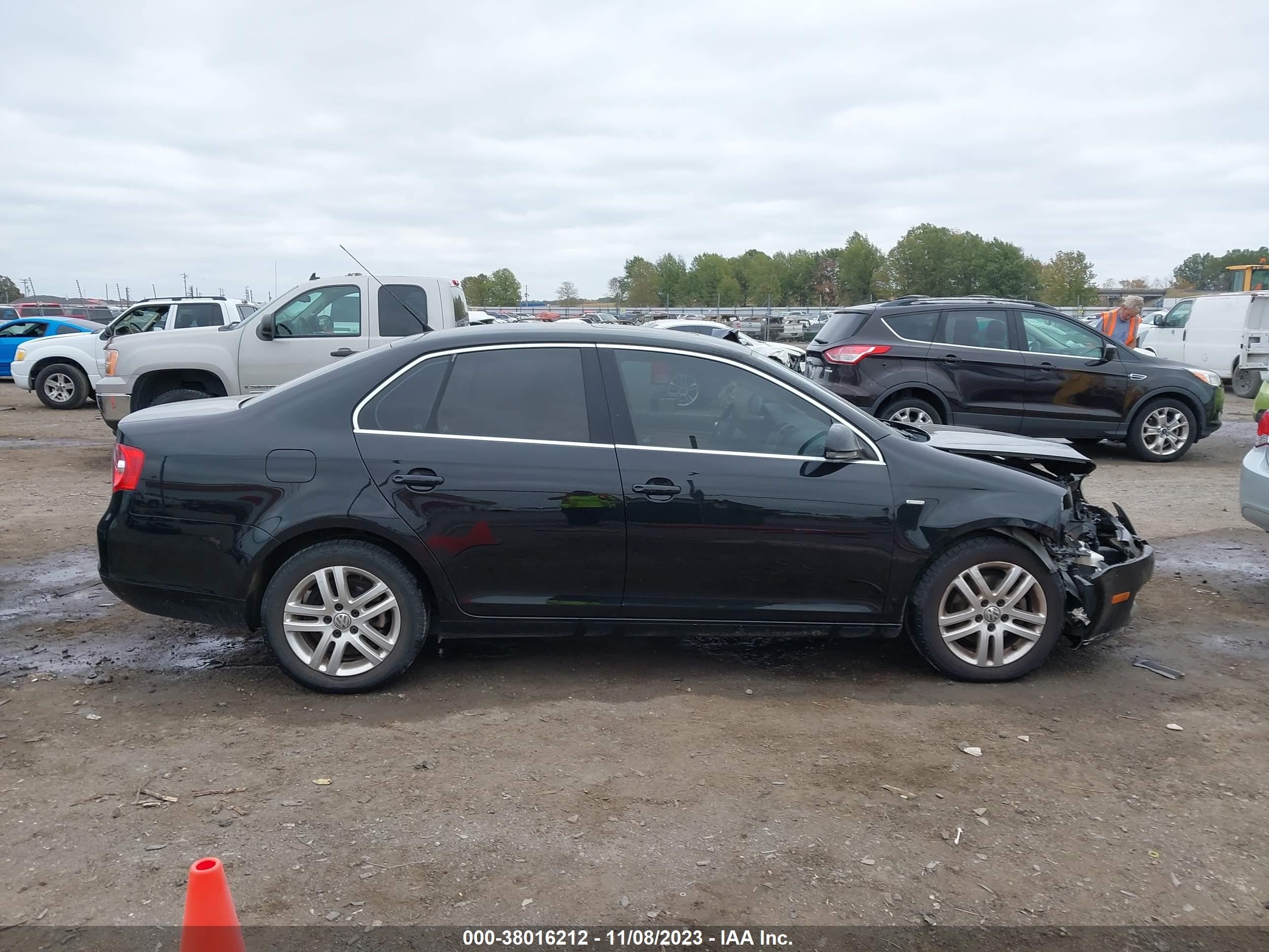 Photo 12 VIN: 3VWEF71K07M188536 - VOLKSWAGEN JETTA 