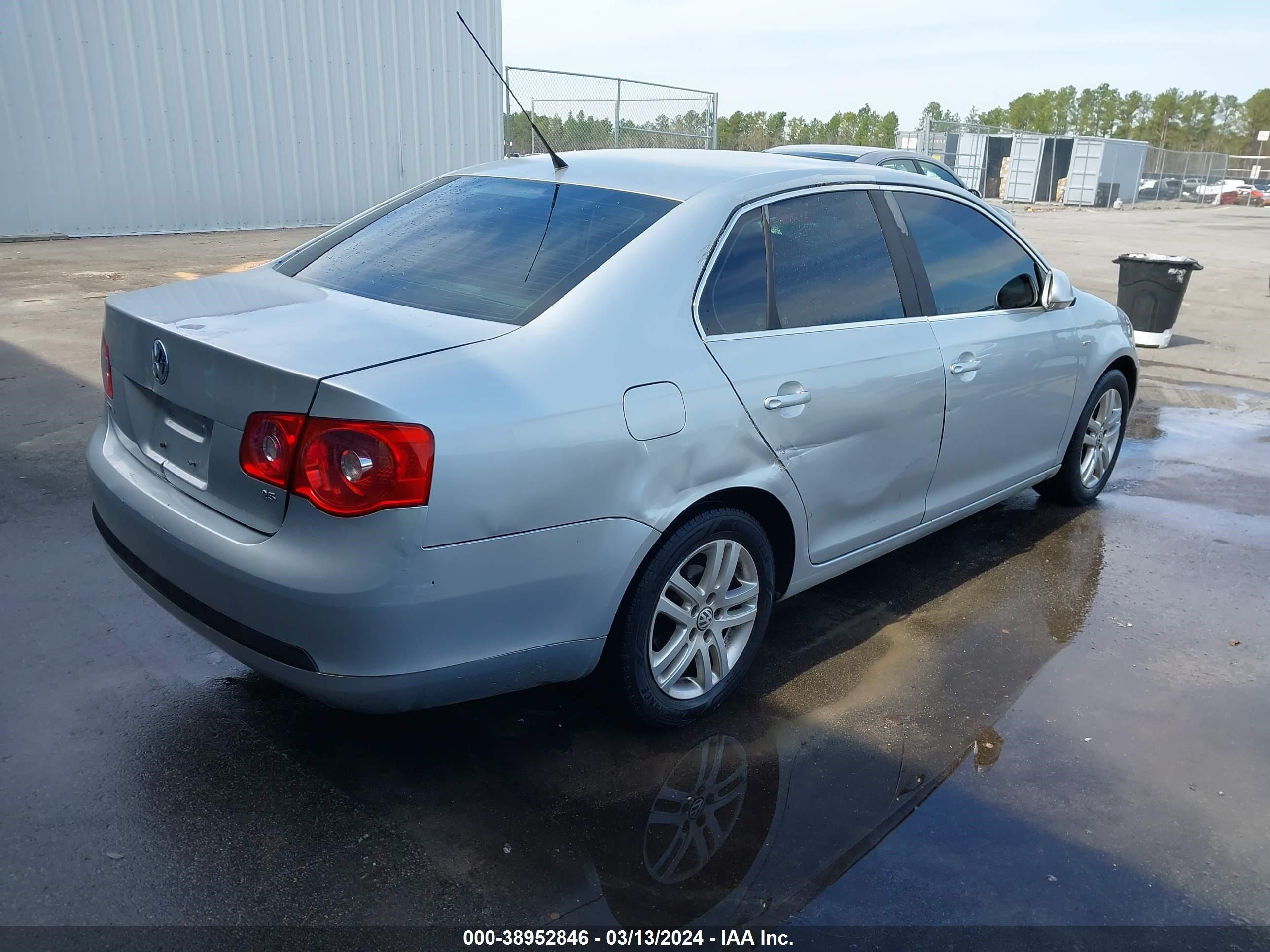 Photo 3 VIN: 3VWEF71K27M134445 - VOLKSWAGEN JETTA 