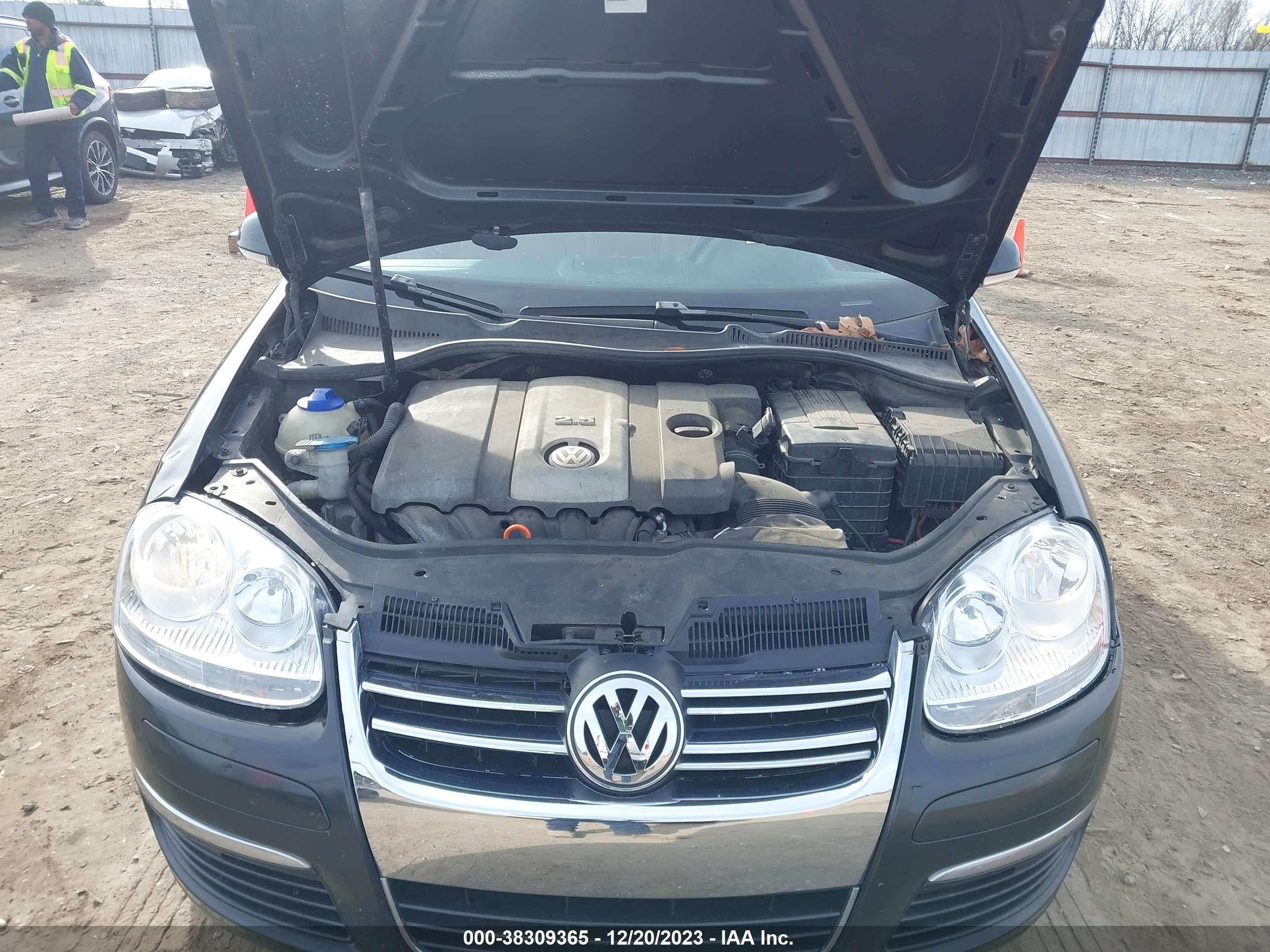 Photo 9 VIN: 3VWEF71K27M188358 - VOLKSWAGEN JETTA 