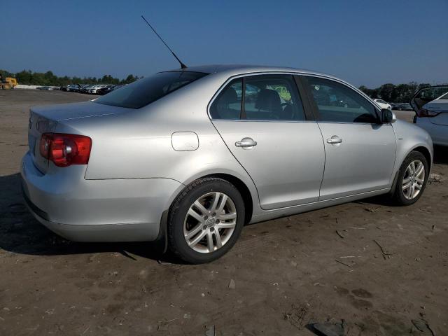 Photo 2 VIN: 3VWEF71K37M072957 - VOLKSWAGEN JETTA WOLF 