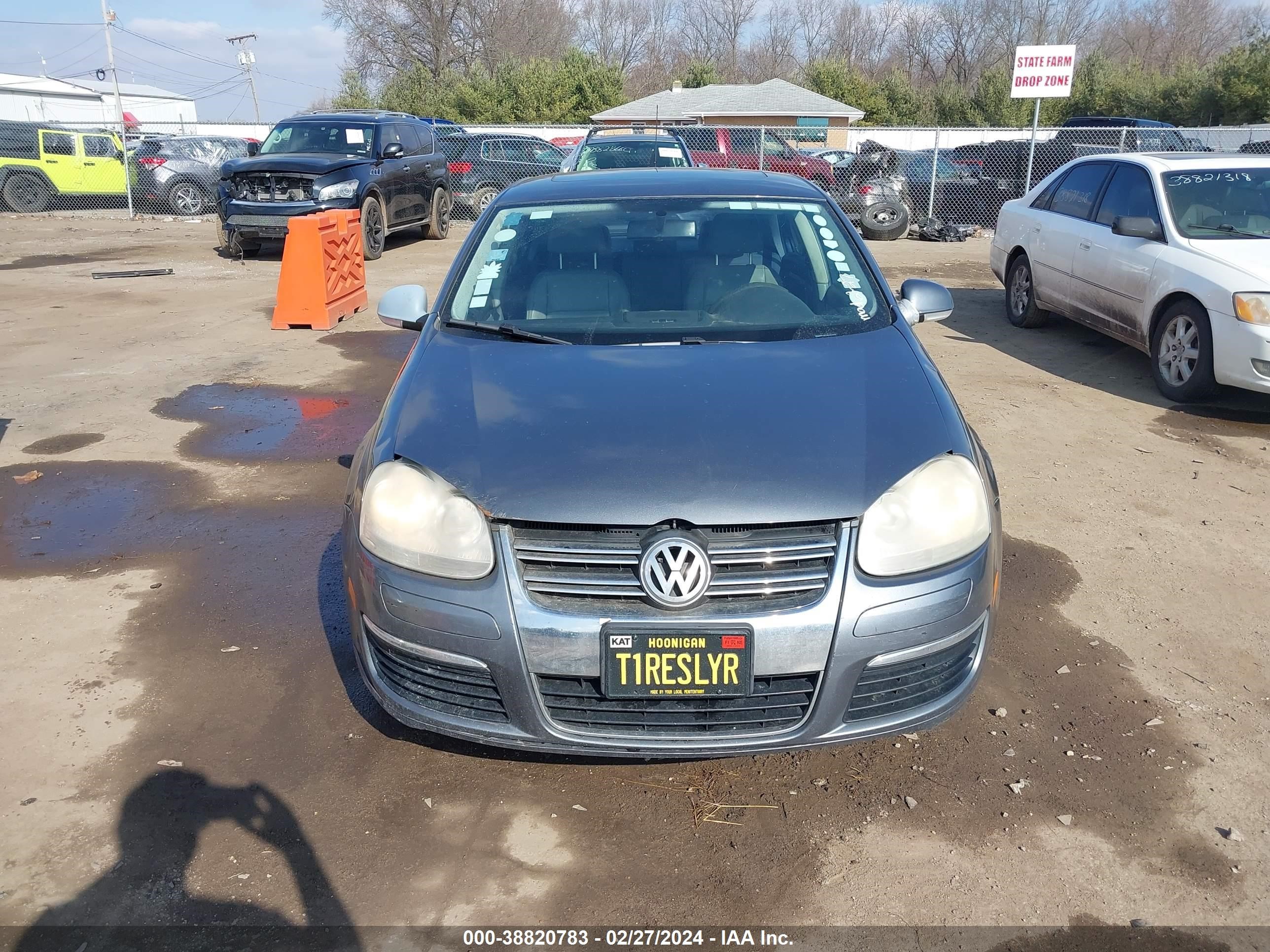 Photo 12 VIN: 3VWEF71K77M061069 - VOLKSWAGEN JETTA 