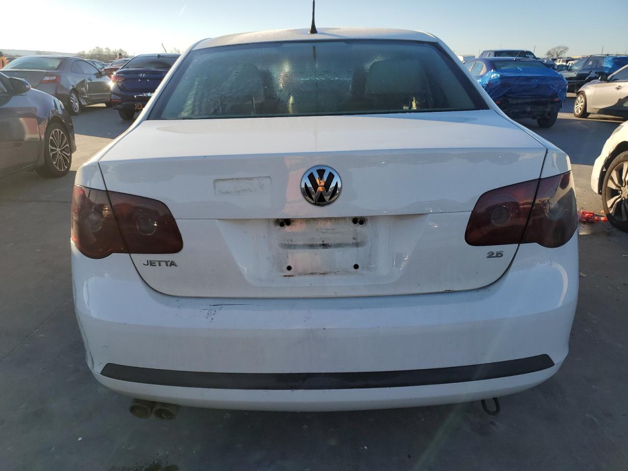 Photo 5 VIN: 3VWEF71K77M171765 - VOLKSWAGEN JETTA 