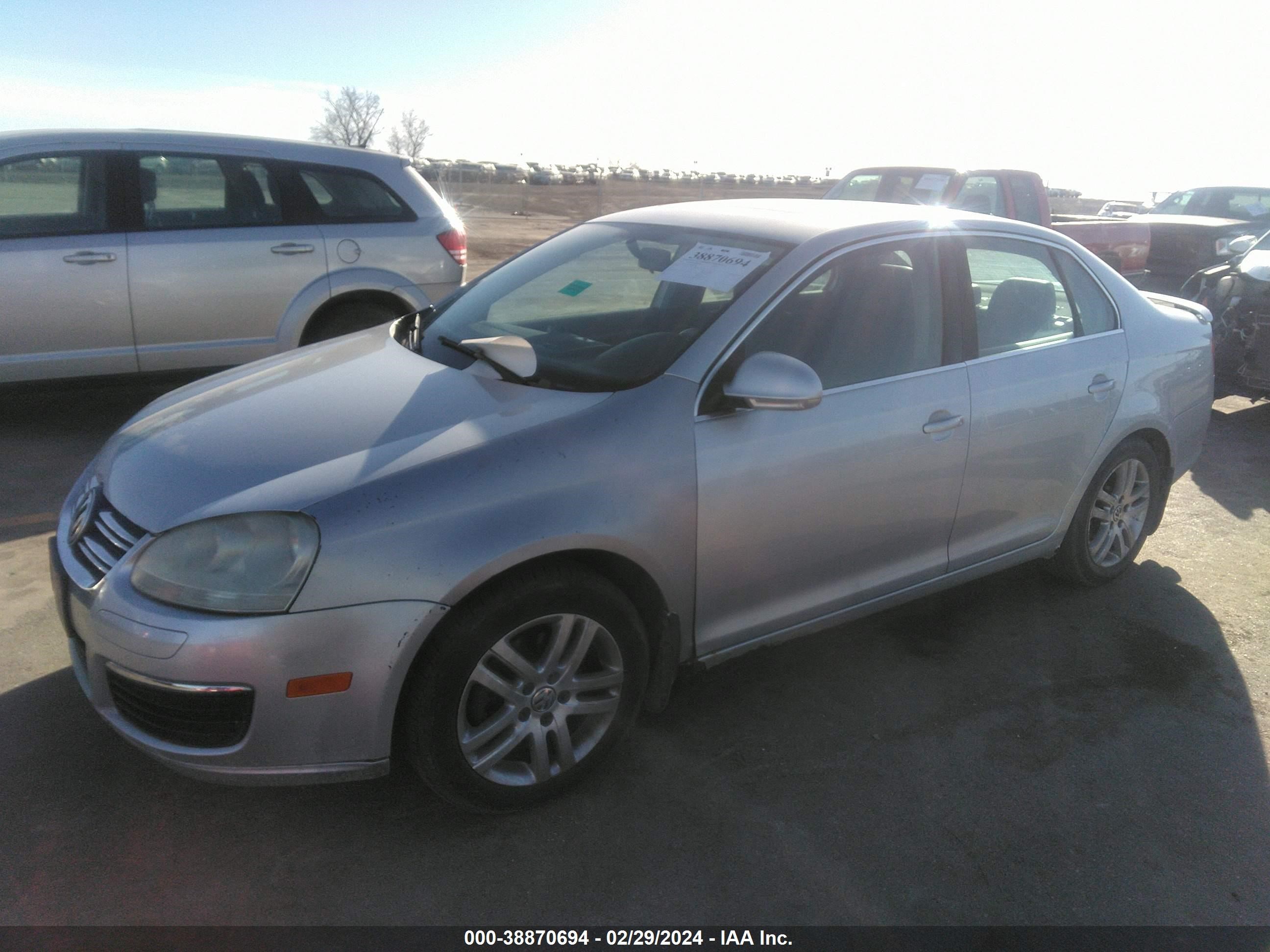 Photo 1 VIN: 3VWEF71KX7M061504 - VOLKSWAGEN JETTA 