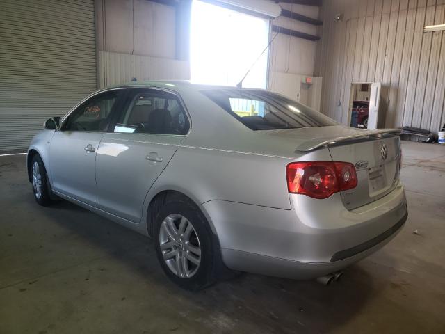 Photo 2 VIN: 3VWEF71KX7M073345 - VOLKSWAGEN JETTA WOLF 