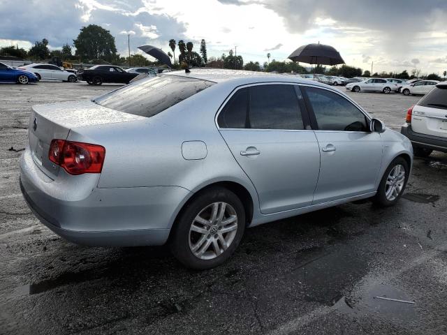 Photo 2 VIN: 3VWEG71K57M069930 - VOLKSWAGEN JETTA 