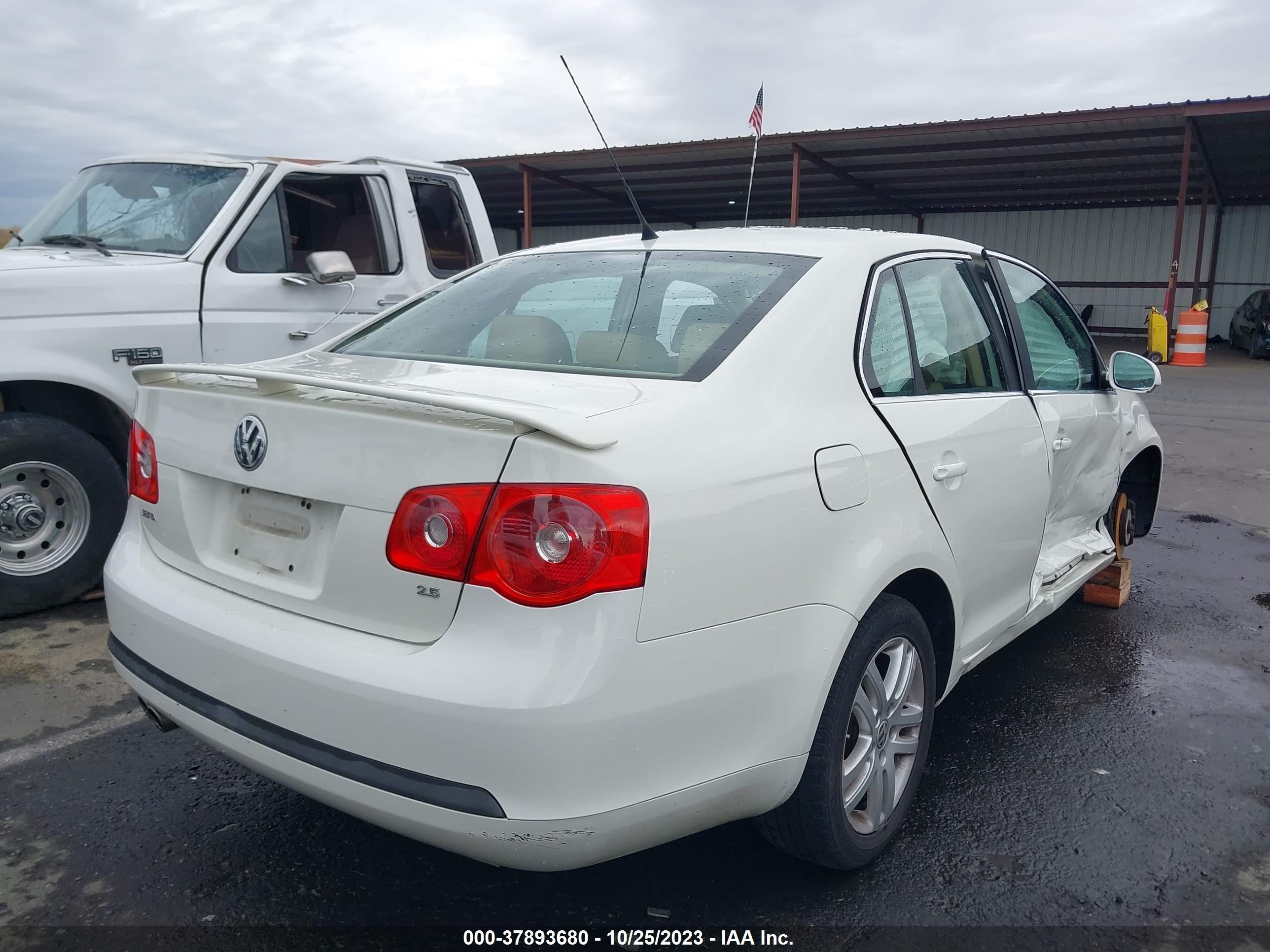 Photo 3 VIN: 3VWEG71K67M201819 - VOLKSWAGEN JETTA 