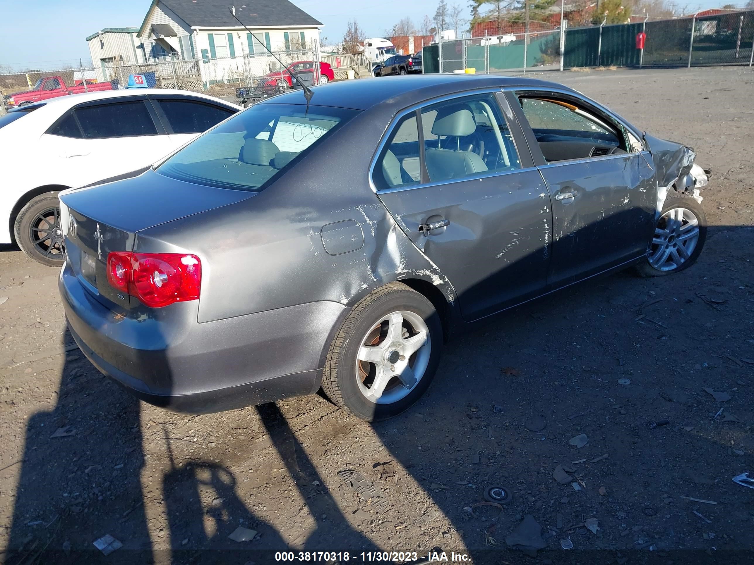 Photo 3 VIN: 3VWEG71KX7M156383 - VOLKSWAGEN JETTA 