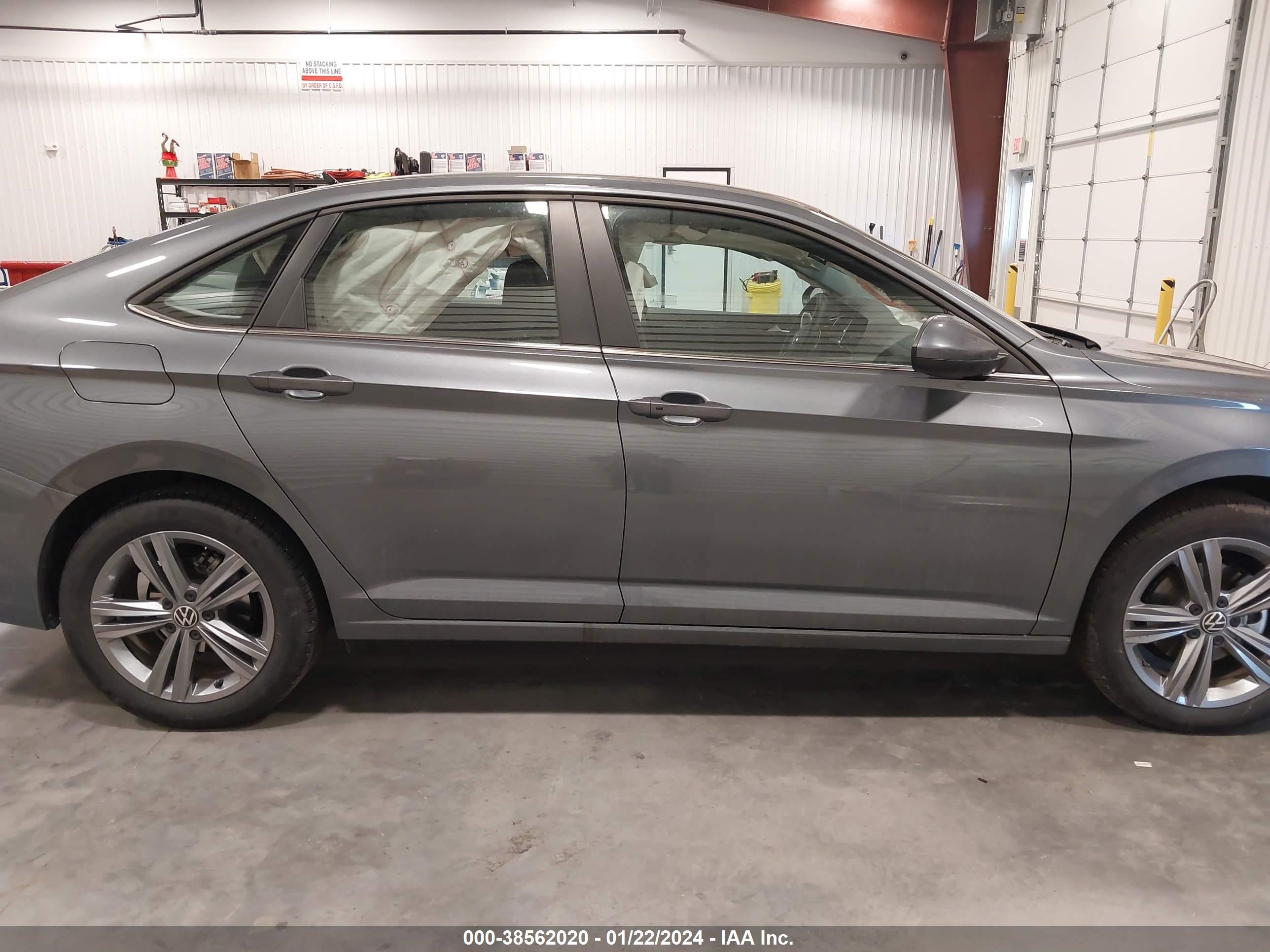 Photo 12 VIN: 3VWEM7BU2RM005159 - VOLKSWAGEN JETTA 