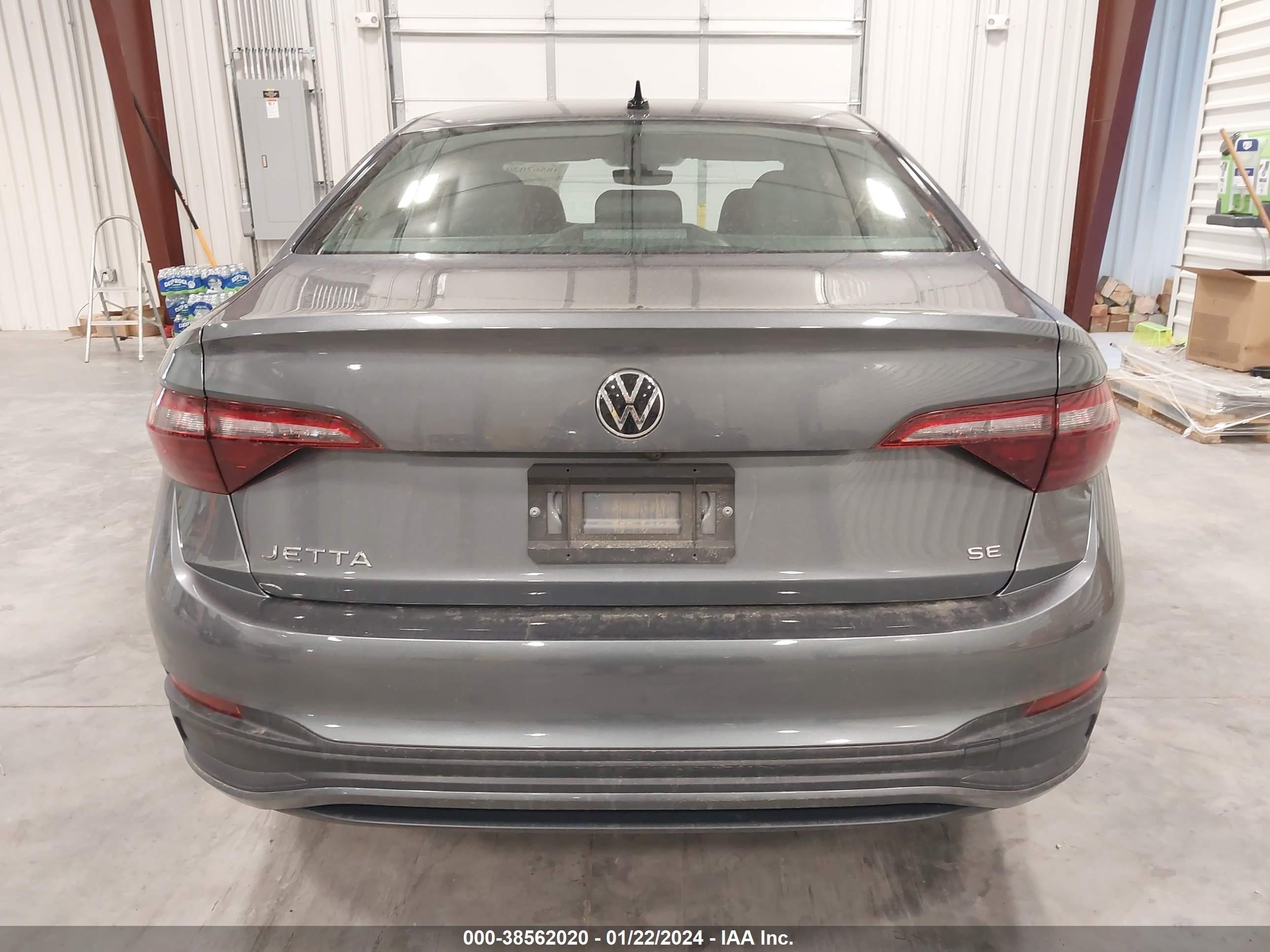 Photo 15 VIN: 3VWEM7BU2RM005159 - VOLKSWAGEN JETTA 