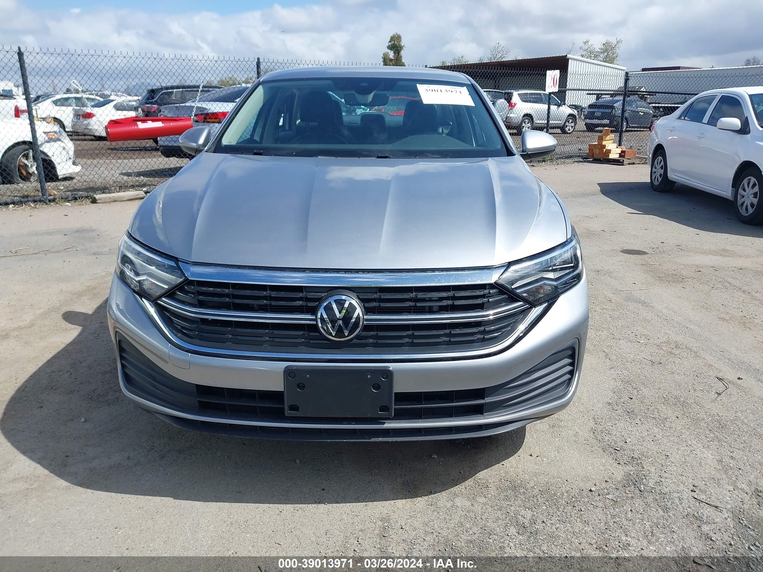 Photo 11 VIN: 3VWEM7BU5NM000760 - VOLKSWAGEN JETTA 