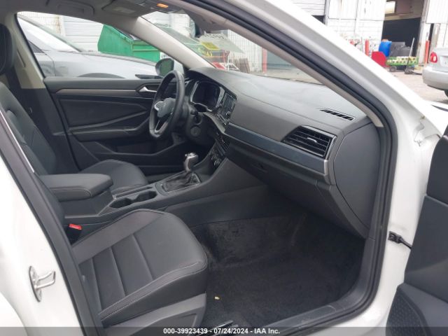 Photo 4 VIN: 3VWEM7BU6NM032813 - VOLKSWAGEN JETTA 