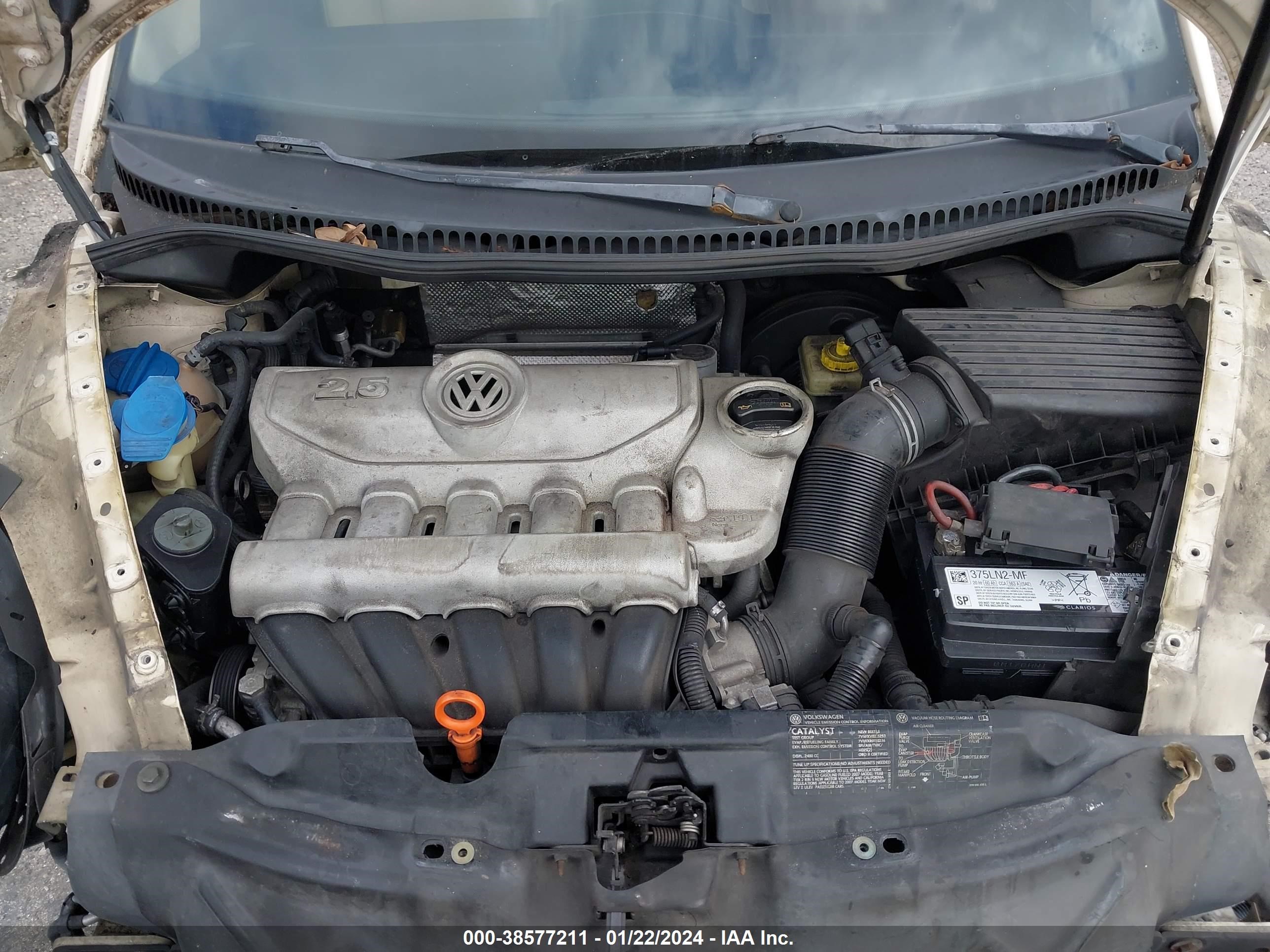 Photo 9 VIN: 3VWEW31CX7M509497 - VOLKSWAGEN BEETLE 