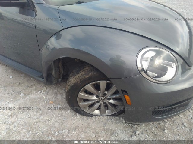 Photo 5 VIN: 3VWF17AT0EM645807 - VOLKSWAGEN BEETLE COUPE 