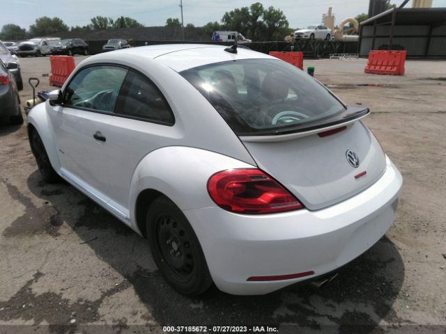 Photo 2 VIN: 3VWF17AT0FM600786 - VOLKSWAGEN BEETLE 