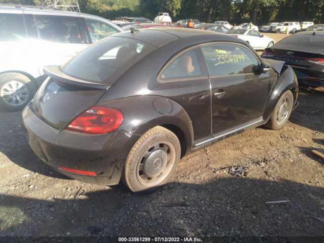 Photo 3 VIN: 3VWF17AT0FM656422 - VOLKSWAGEN BEETLE COUPE 