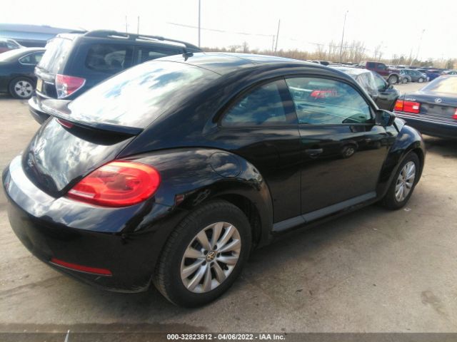 Photo 3 VIN: 3VWF17AT0GM603754 - VOLKSWAGEN BEETLE COUPE 