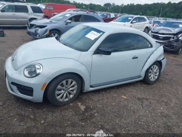 Photo 1 VIN: 3VWF17AT0HM601777 - VOLKSWAGEN BEETLE 