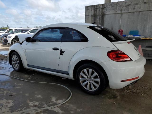 Photo 1 VIN: 3VWF17AT0HM617588 - VOLKSWAGEN BEETLE 