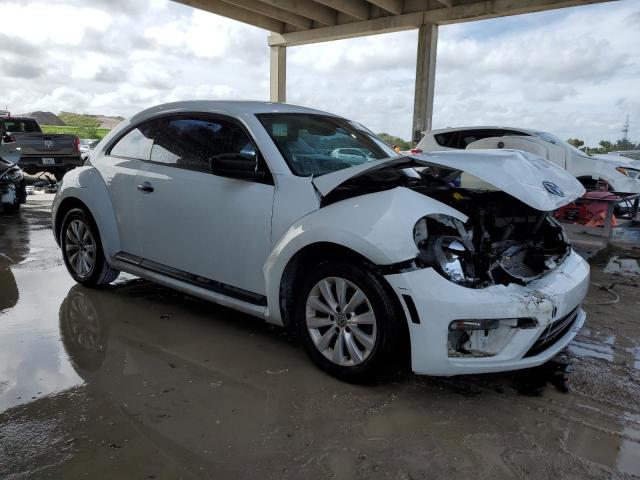 Photo 3 VIN: 3VWF17AT0HM617588 - VOLKSWAGEN BEETLE 