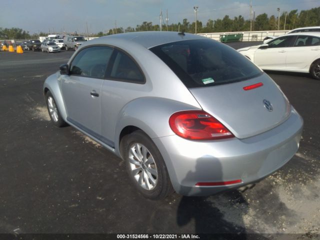 Photo 2 VIN: 3VWF17AT1EM641765 - VOLKSWAGEN BEETLE COUPE 