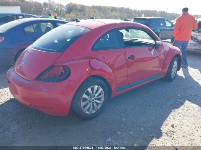 Photo 3 VIN: 3VWF17AT1FM634221 - VOLKSWAGEN BEETLE 