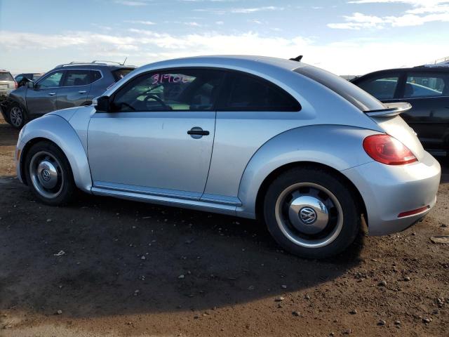 Photo 1 VIN: 3VWF17AT1FM647034 - VOLKSWAGEN BEETLE 1.8 