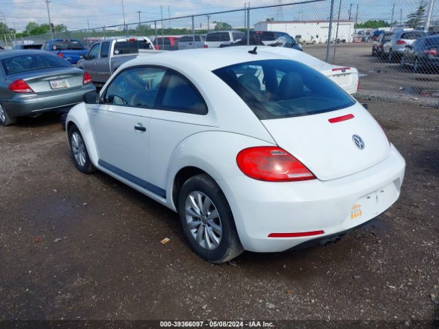 Photo 2 VIN: 3VWF17AT1FM654906 - VOLKSWAGEN BEETLE 