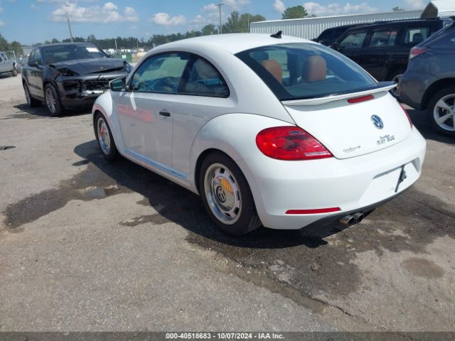 Photo 2 VIN: 3VWF17AT2GM632463 - VOLKSWAGEN BEETLE 