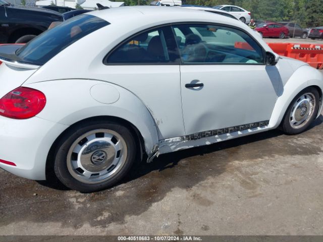 Photo 5 VIN: 3VWF17AT2GM632463 - VOLKSWAGEN BEETLE 