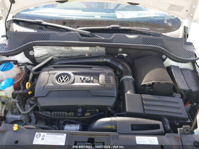 Photo 9 VIN: 3VWF17AT2GM632463 - VOLKSWAGEN BEETLE 