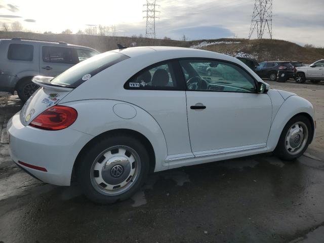 Photo 2 VIN: 3VWF17AT2GM633760 - VOLKSWAGEN BEETLE 1.8 