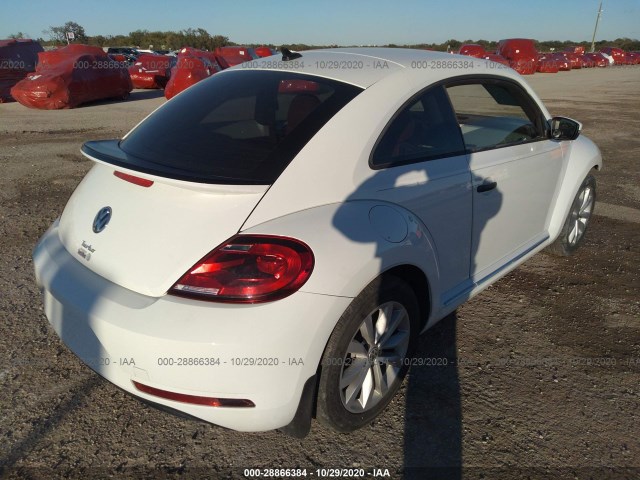 Photo 3 VIN: 3VWF17AT2HM629791 - VOLKSWAGEN BEETLE 