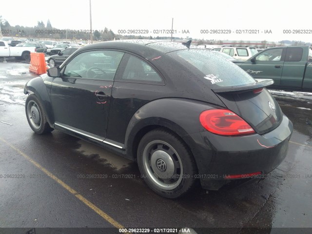 Photo 2 VIN: 3VWF17AT3FM607263 - VOLKSWAGEN BEETLE COUPE 