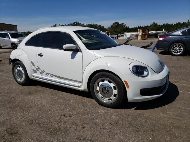 Photo 3 VIN: 3VWF17AT3FM656706 - VOLKSWAGEN BEETLE 1.8 