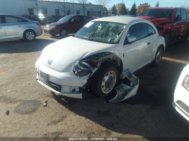 Photo 1 VIN: 3VWF17AT4FM610866 - VOLKSWAGEN BEETLE COUPE 