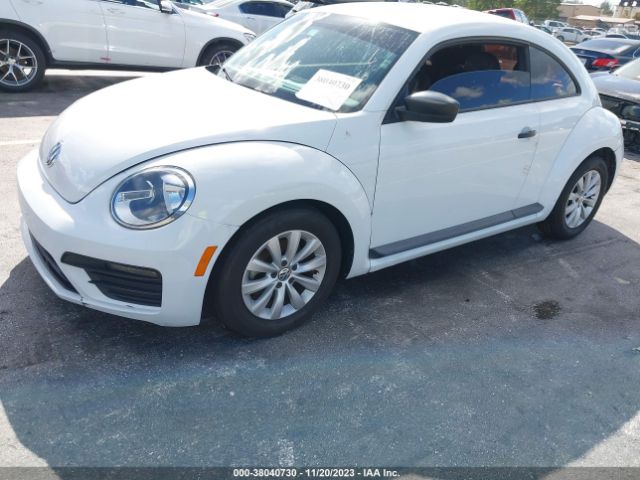 Photo 1 VIN: 3VWF17AT4HM621305 - VOLKSWAGEN BEETLE 1.8 