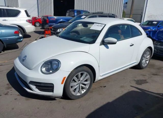 Photo 1 VIN: 3VWF17AT4HM626925 - VOLKSWAGEN BEETLE 