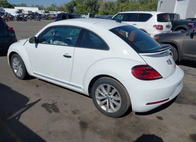 Photo 2 VIN: 3VWF17AT4HM626925 - VOLKSWAGEN BEETLE 