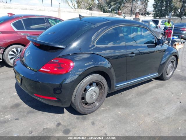 Photo 3 VIN: 3VWF17AT5FM607149 - VOLKSWAGEN BEETLE 