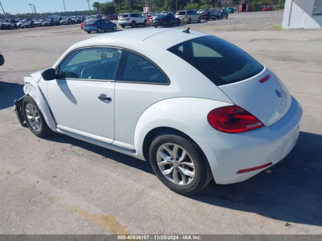 Photo 2 VIN: 3VWF17AT5FM643018 - VOLKSWAGEN BEETLE 