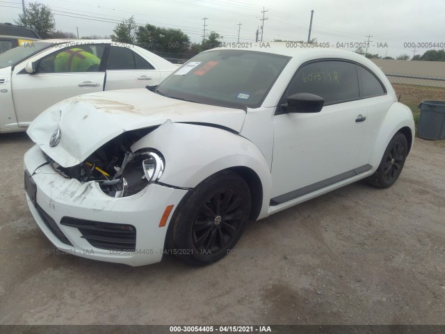 Photo 1 VIN: 3VWF17AT5HM607834 - VOLKSWAGEN BEETLE 