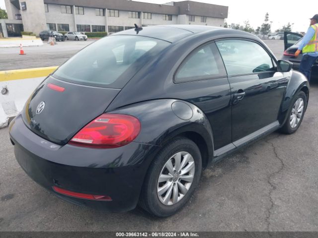 Photo 3 VIN: 3VWF17AT5HM622821 - VOLKSWAGEN BEETLE 