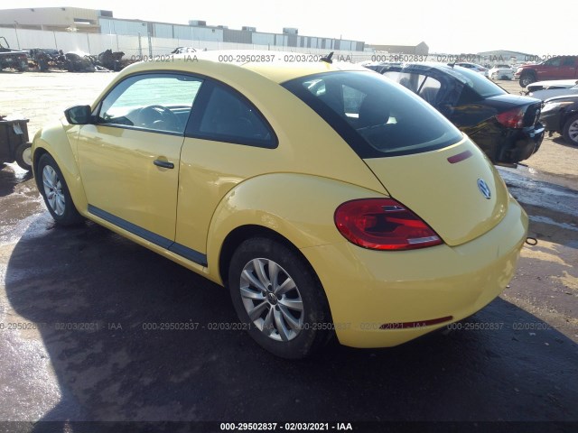 Photo 2 VIN: 3VWF17AT6FM637812 - VOLKSWAGEN BEETLE COUPE 