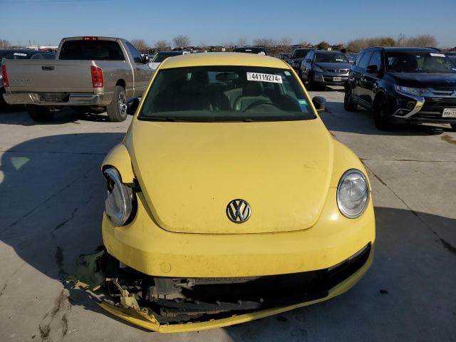 Photo 4 VIN: 3VWF17AT6FM655209 - VOLKSWAGEN BEETLE 