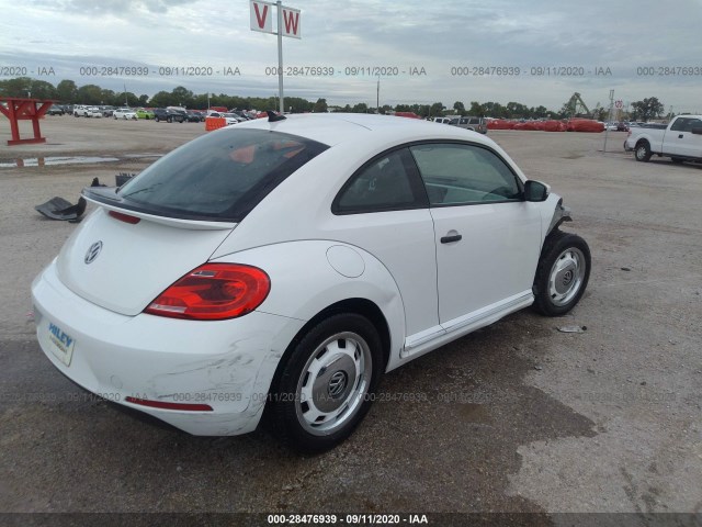 Photo 3 VIN: 3VWF17AT6FM655629 - VOLKSWAGEN BEETLE COUPE 