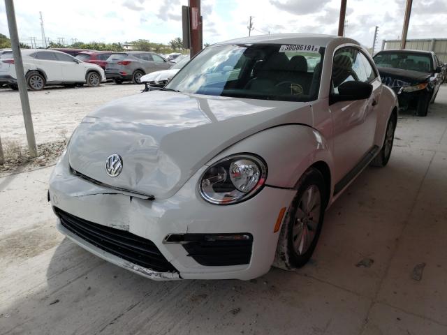 Photo 1 VIN: 3VWF17AT6HM625887 - VOLKSWAGEN BEETLE 1.8 