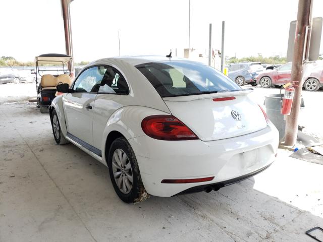 Photo 2 VIN: 3VWF17AT6HM625887 - VOLKSWAGEN BEETLE 1.8 