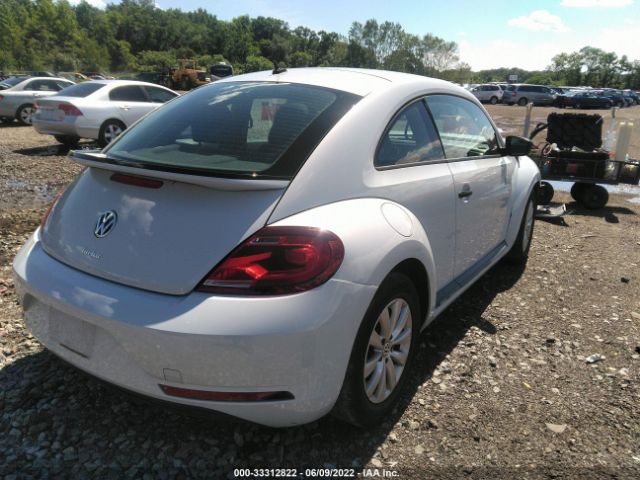 Photo 3 VIN: 3VWF17AT6HM626554 - VOLKSWAGEN BEETLE 