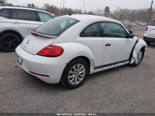 Photo 3 VIN: 3VWF17AT6HM628661 - VOLKSWAGEN BEETLE 