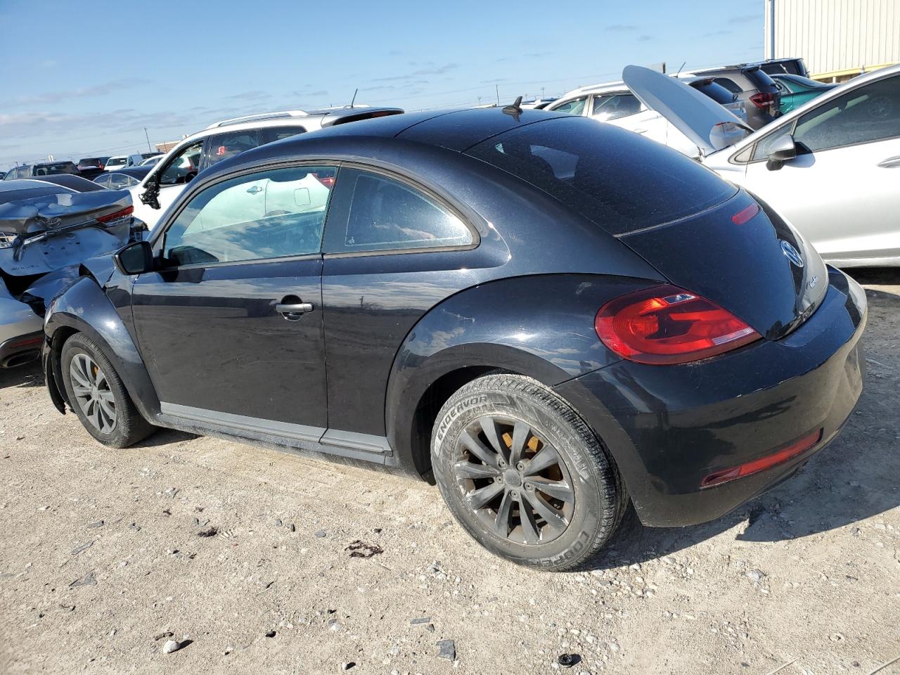 Photo 1 VIN: 3VWF17AT6HM629793 - VOLKSWAGEN BEETLE 